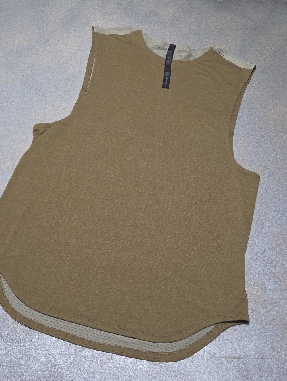 lululemon athletica Olive Green Sleeveless Tank NWOTS